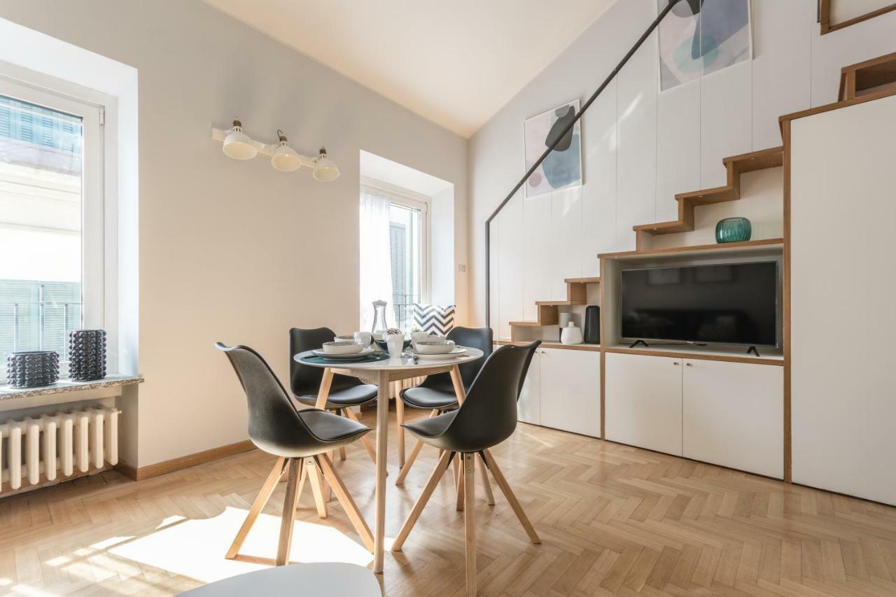 Modern Simplicity In Milan Centre Appartement Buitenkant foto