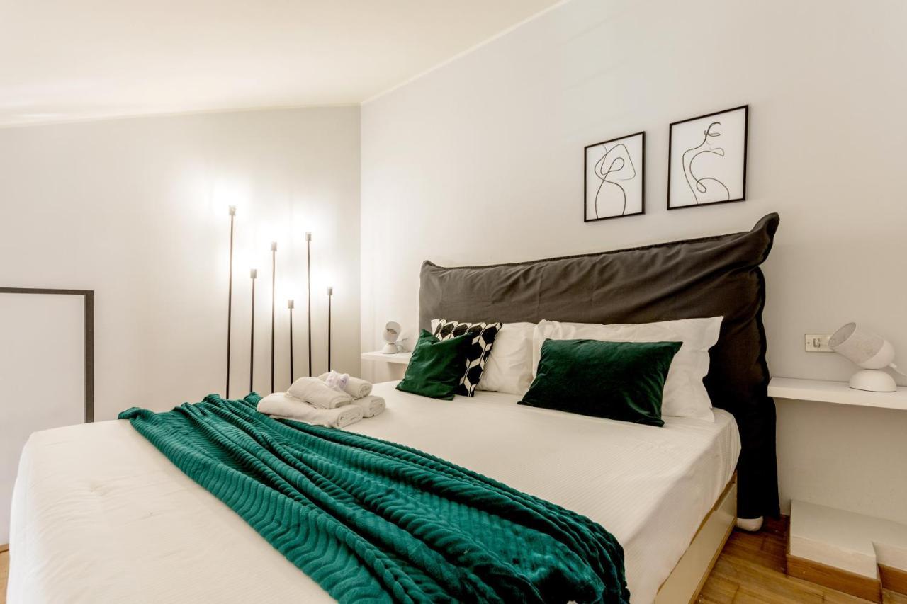Modern Simplicity In Milan Centre Appartement Buitenkant foto